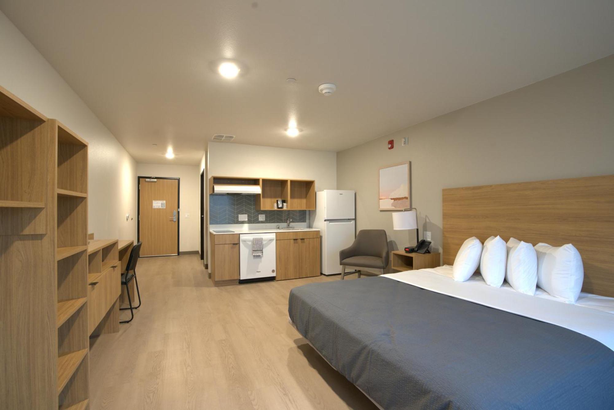 Livaway Suites Tri-Cities-Richland Extérieur photo